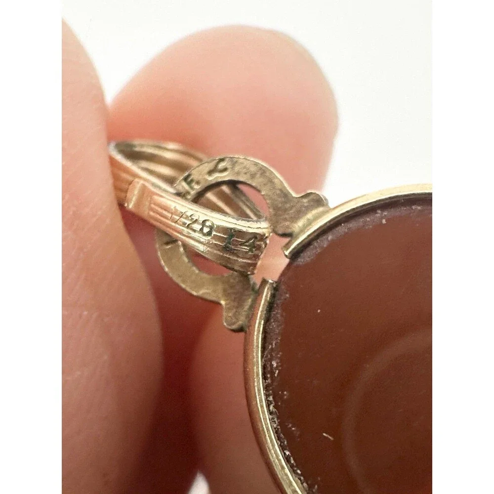 Vintage 14k Gold Filled Natural Agate Pendant
